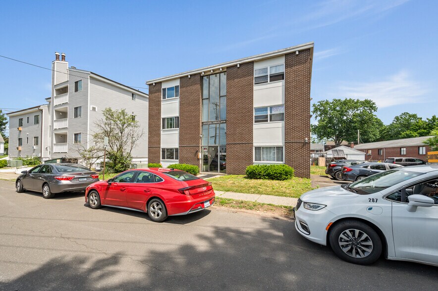 More Photos Of 25 St Stephen St, Bridgeport, Ct, Bridgeport Apartments For Sale