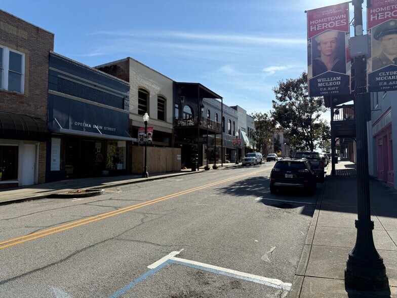 More Photos Of 110 S 8th St, Opelika Restaurant For Lease