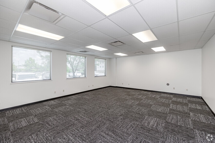 More Photos Of 1116 S Walton Blvd, Bentonville Office For Lease