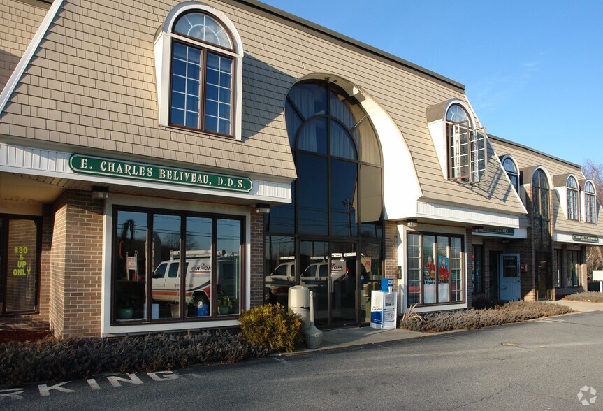 More Photos Of 1060 Osgood St, North Andover Storefront Retail Office For Lease