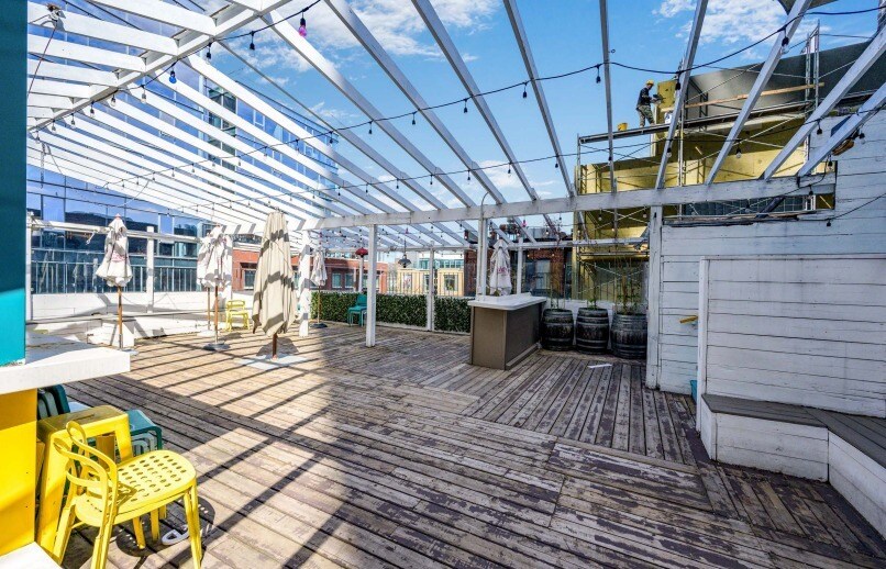 More Photos Of 137 Peter St, Toronto Storefront For Lease