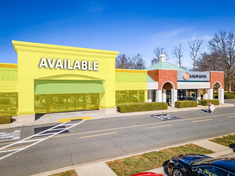 More Photos Of 9905-10101 E Independence Blvd, Matthews Unknown For Lease