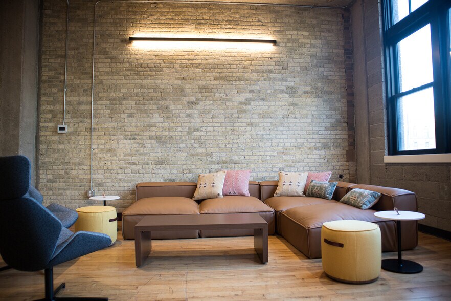 More Photos Of 507 S 2nd St, Milwaukee Office For Lease