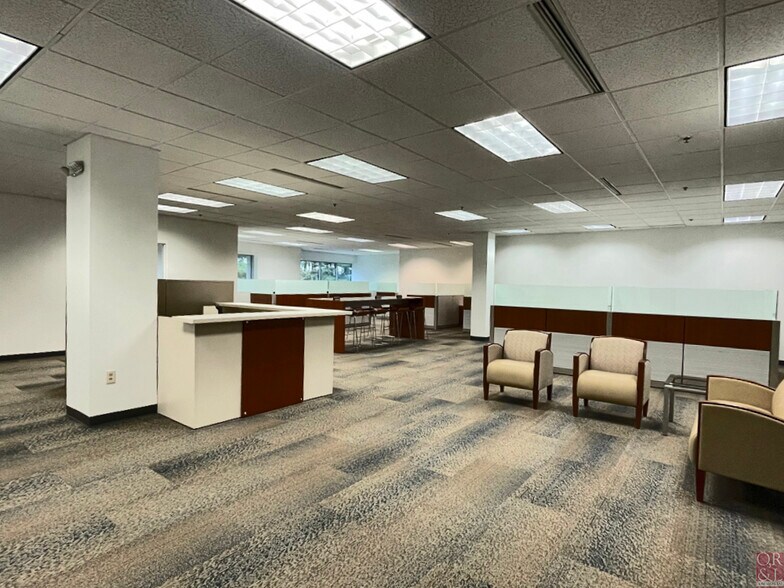 More Photos Of 200 Day Hill Rd, Windsor Office For Sale