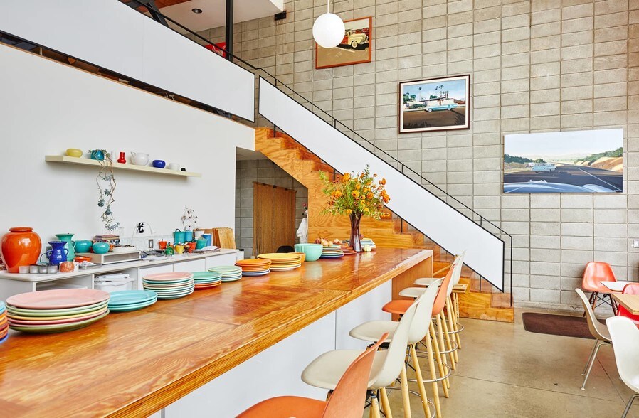 More Photos Of 1432-1434 Abbot Kinney Blvd, Venice Storefront Retail Office For Lease