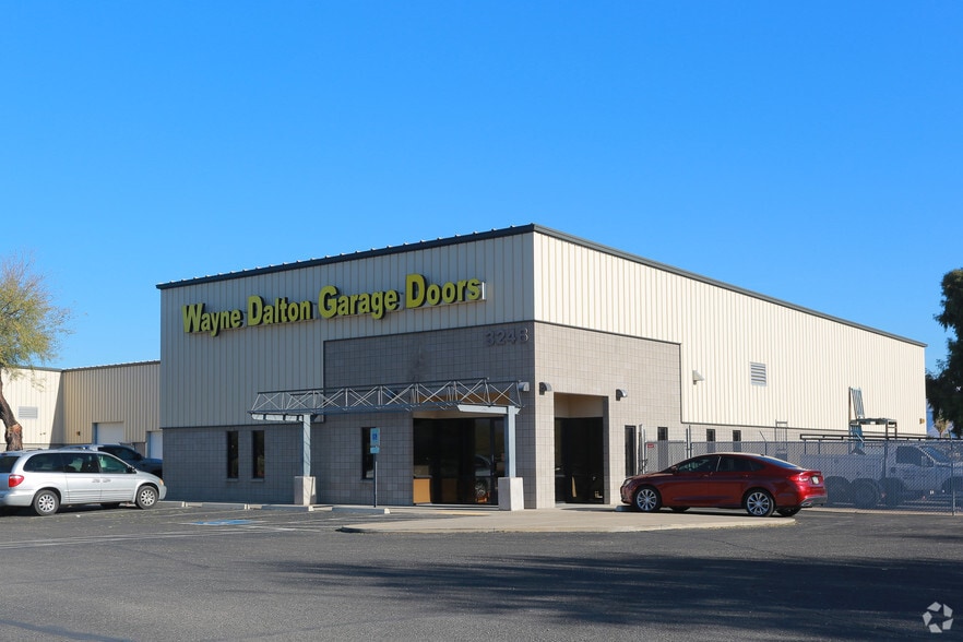 More Photos Of 3248-3260 N Freeway Industrial Loop, Tucson Warehouse For Lease