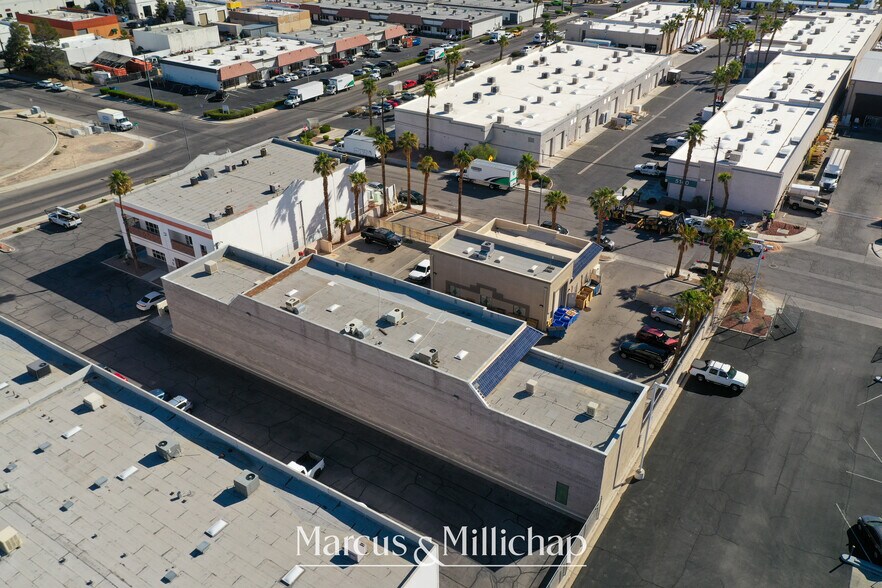 More Photos Of 5145 Rogers St, Las Vegas Light Manufacturing For Sale
