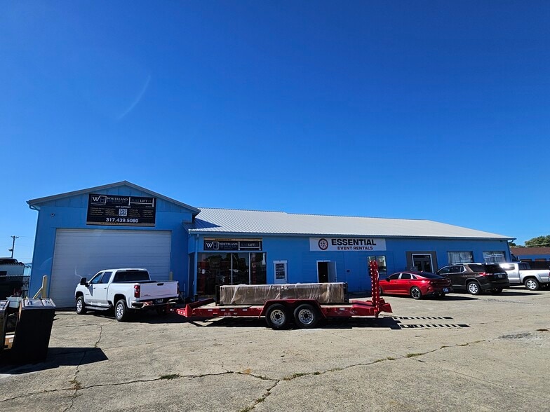 Primary Photo Of 80 S Us-31, Whiteland Service For Lease