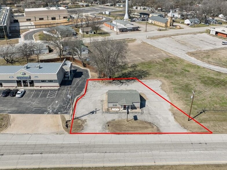 More Photos Of 1830 N Highway 66, Catoosa Freestanding For Sale
