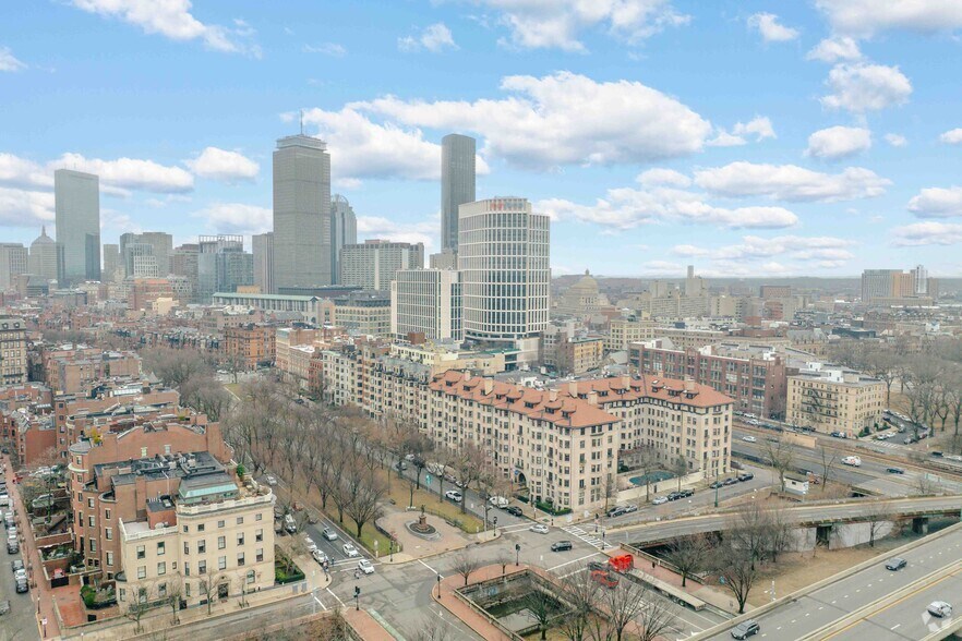 More Photos Of 400 Commonwealth Ave, Boston Medical For Sale