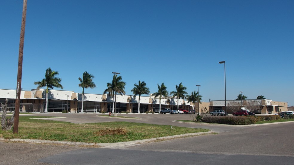 More Photos Of 1221 S 10th St, Weslaco Unknown For Lease