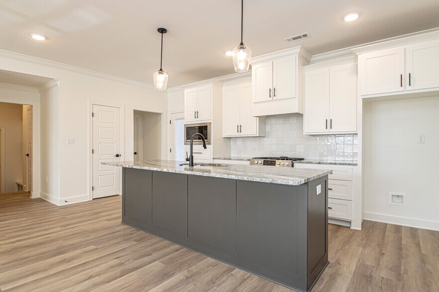 More Photos Of 206 Kanis Ridge Dr, Little Rock Multifamily For Sale