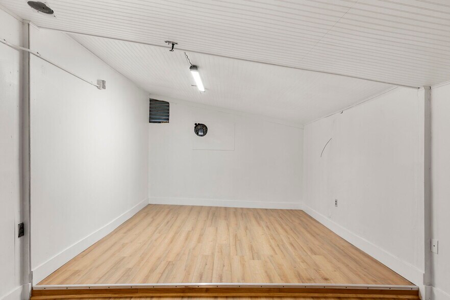 More Photos Of 961 Hwy 4, Arnold Flex For Sale