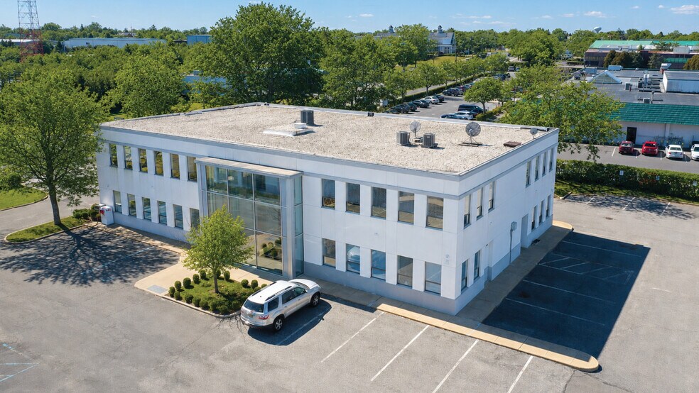 More Photos Of 425 County Road 39A, Southampton Office For Sale