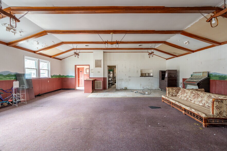More Photos Of 2295 Jeb Stuart Hwy, Meadows Of Dan Hotel For Sale