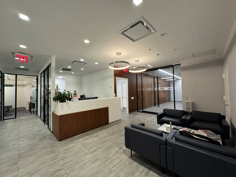 Primary Photo Of 546 Fifth Ave, New York Office For Lease