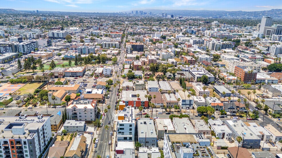 More Photos Of 932 S Mariposa Ave, Los Angeles Apartments For Sale