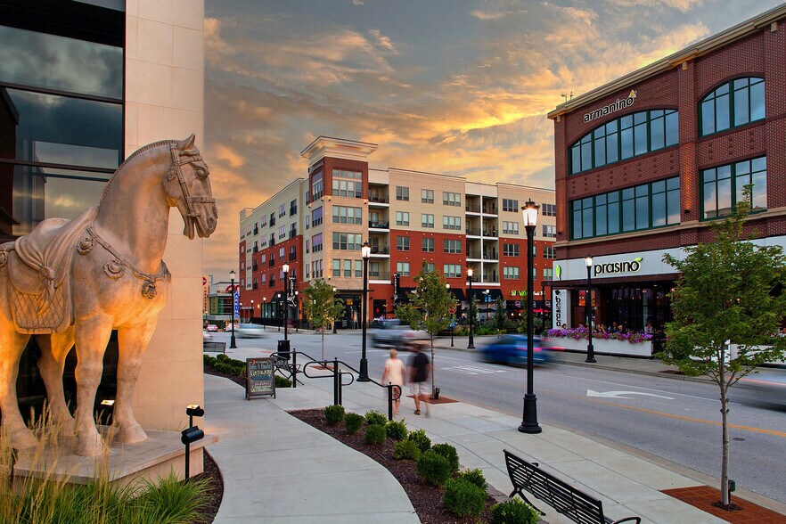 Primary Photo Of 1520 S 5th St, Saint Charles Unknown For Lease