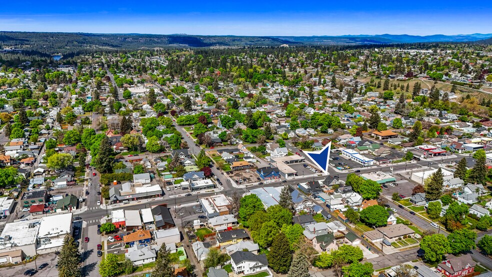 More Photos Of 2926 N Monroe St, Spokane Bar For Sale