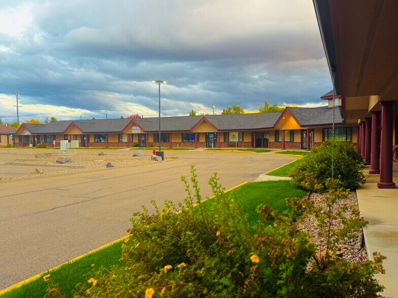 More Photos Of village loop rd 18-50 Village rd Rd, Kalispell Medical For Sale