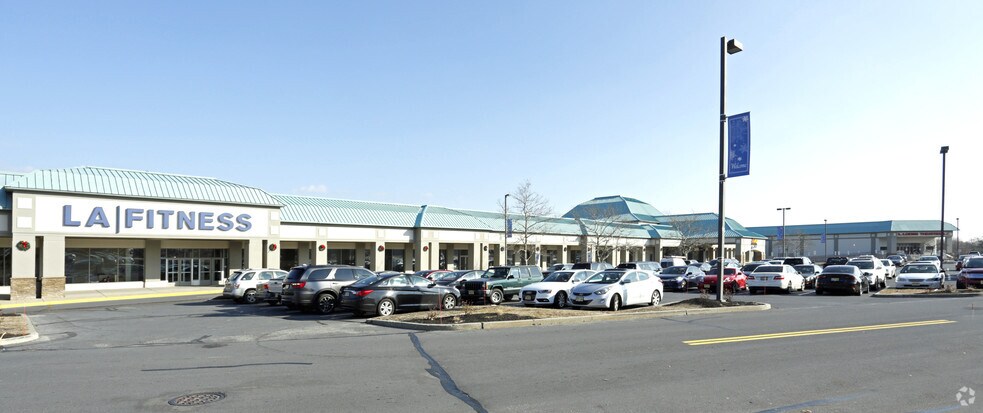 More Photos Of 635 Bay Ave, Toms River General Retail For Sale