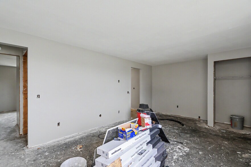 More Photos Of 318 Rae Ct, Willard Apartments For Sale