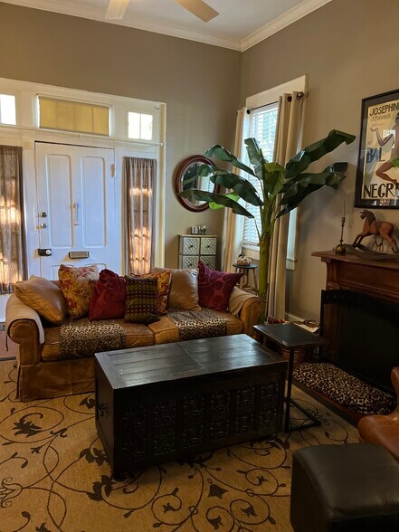 More Photos Of 1933 Esplanade Ave, New Orleans Multifamily For Sale