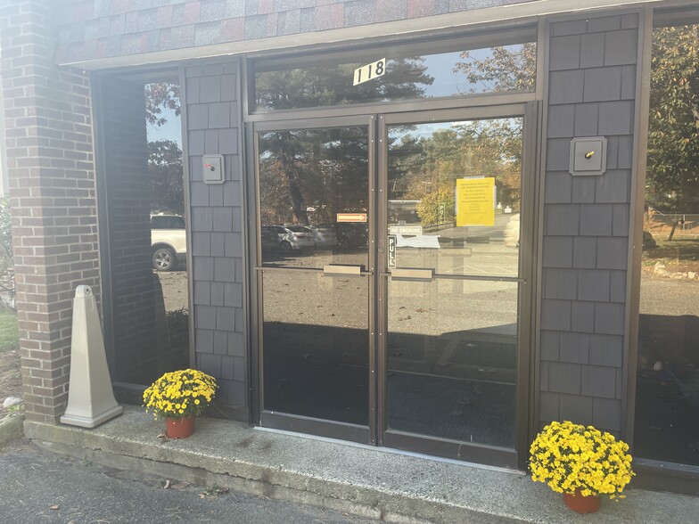 Primary Photo Of 118 Washington St, Holliston Office For Lease