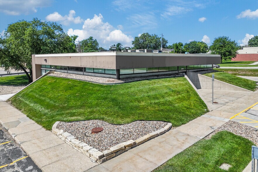 More Photos Of 3910 Lincoln Way, Ames Bank For Sale