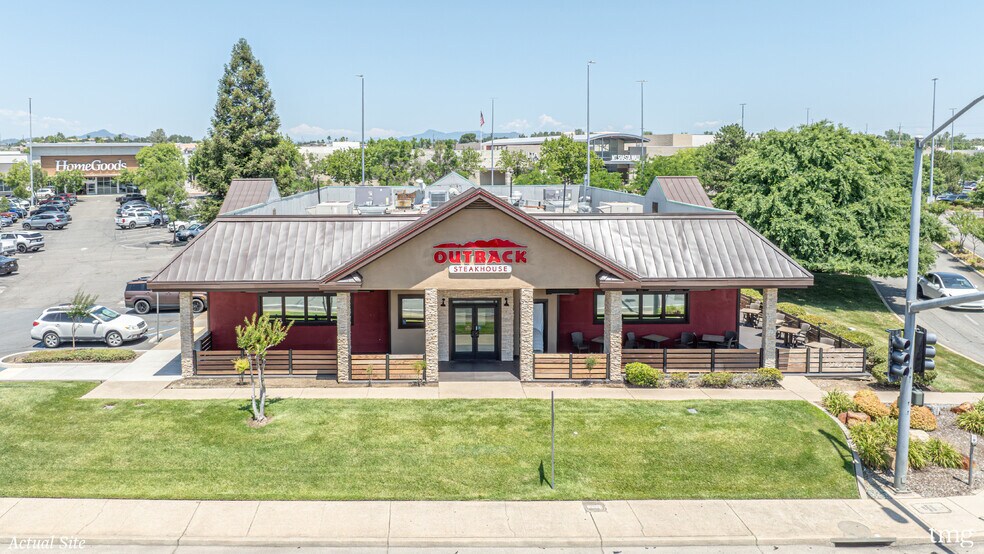 More Photos Of 910 Dana Dr, Redding Restaurant For Sale