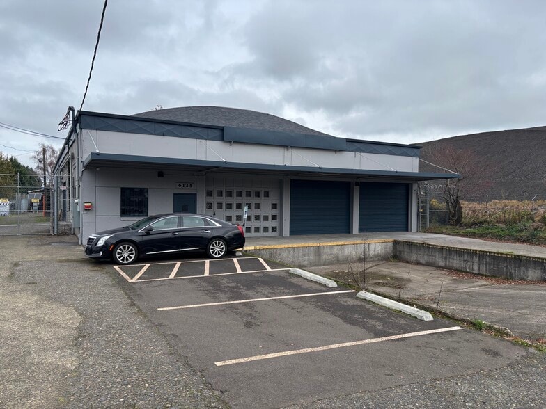 More Photos Of 6125 NE Portland Hwy, Portland Warehouse For Lease