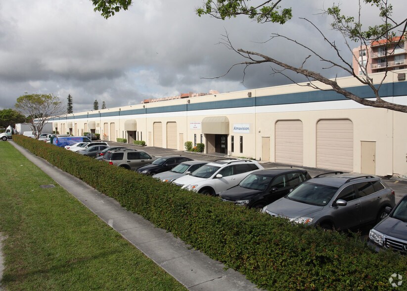 More Photos Of 1803-1897 NE 146th St, Miami Light Distribution For Lease