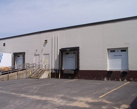 More Photos Of 444 E Industrial Park Dr, Manchester Manufacturing For Lease