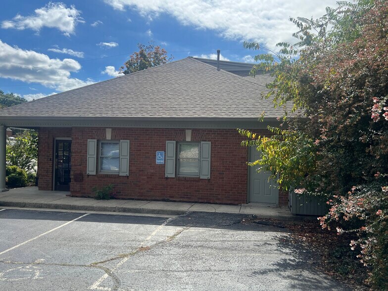 Primary Photo Of 4533 Brambleton Ave, Roanoke Office For Sale