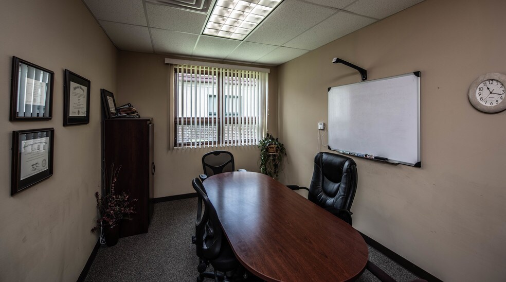 More Photos Of 4450 Erin Dr, Eagan Medical For Lease