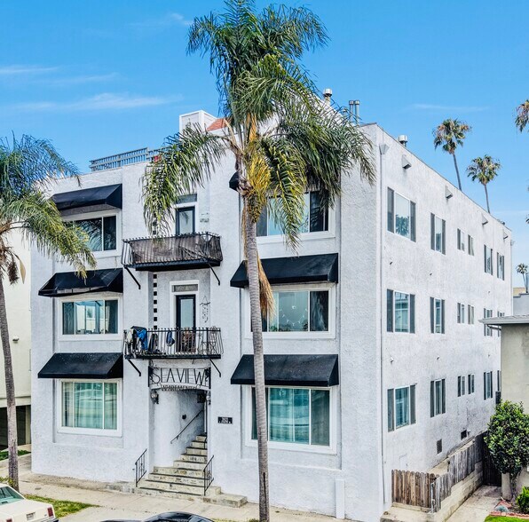 More Photos Of 3921 E Livingston Dr, Long Beach Apartments For Sale