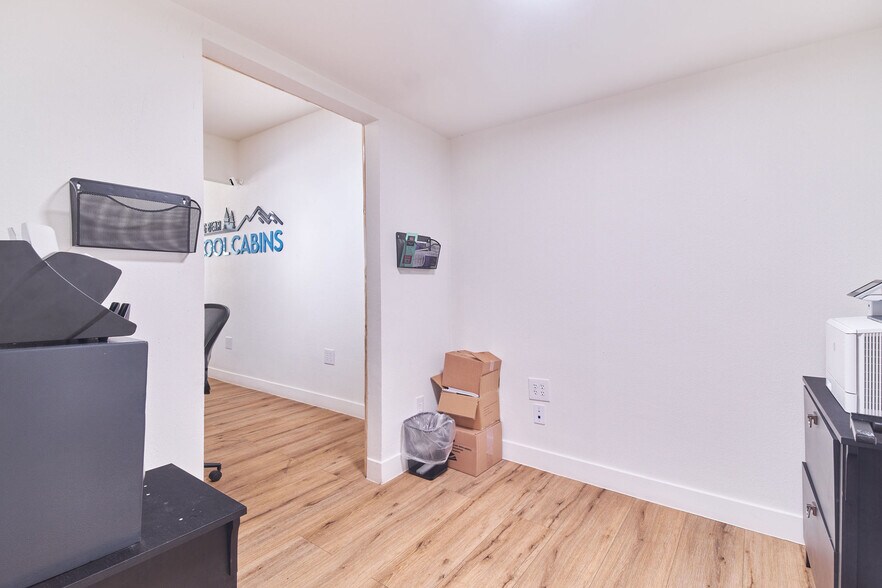 More Photos Of 586 Bonanza Trail, Big Bear Lake Office Residential For Sale