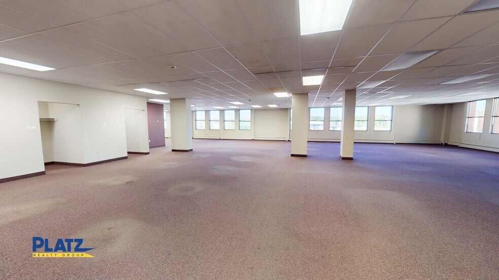 More Photos Of 250 E Federal Plz, Youngstown Office For Lease