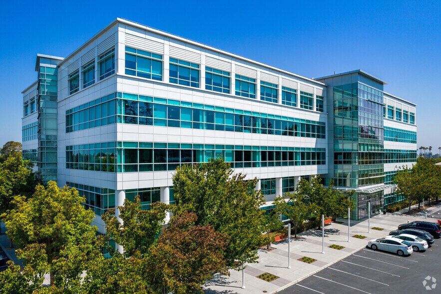 Primary Photo Of 525 Almanor Ave, Sunnyvale Office For Lease