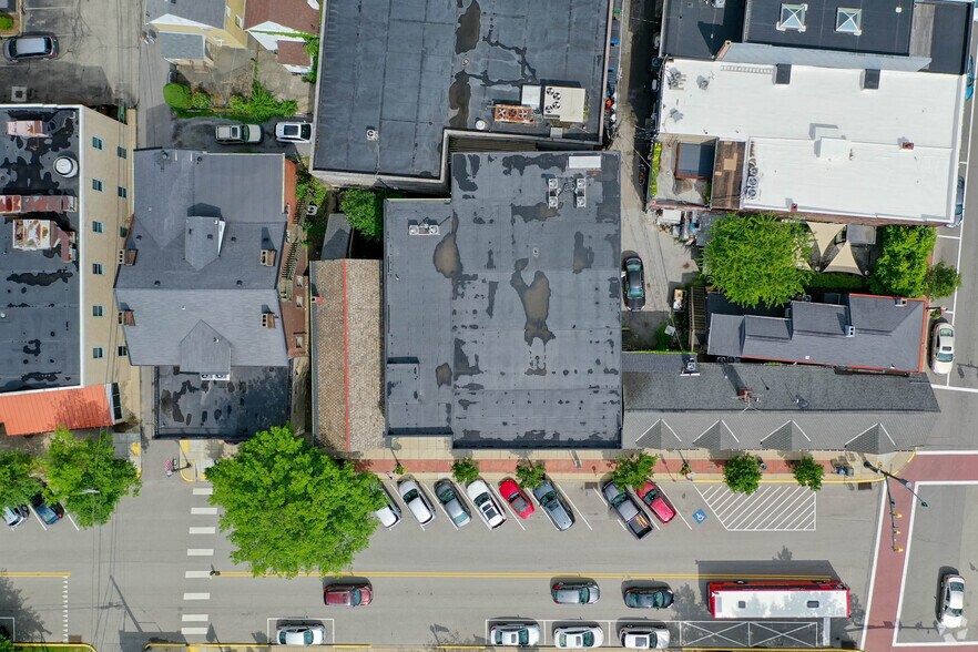 More Photos Of 431 Broad St, Sewickley Medical For Lease