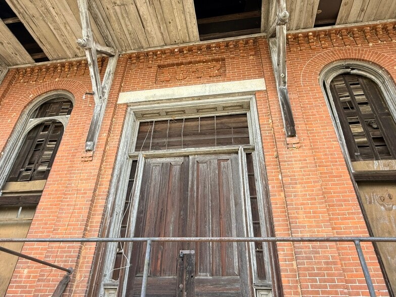 More Photos Of 300 S Randolph Ave, Eufaula Industrial For Sale