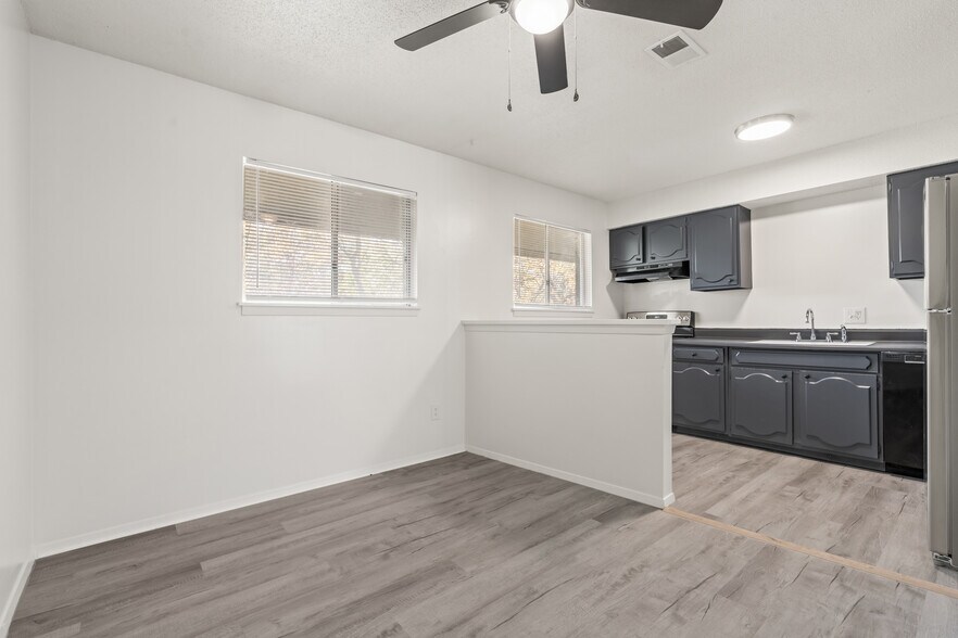 More Photos Of 341 E Loula St, Olathe Apartments For Sale
