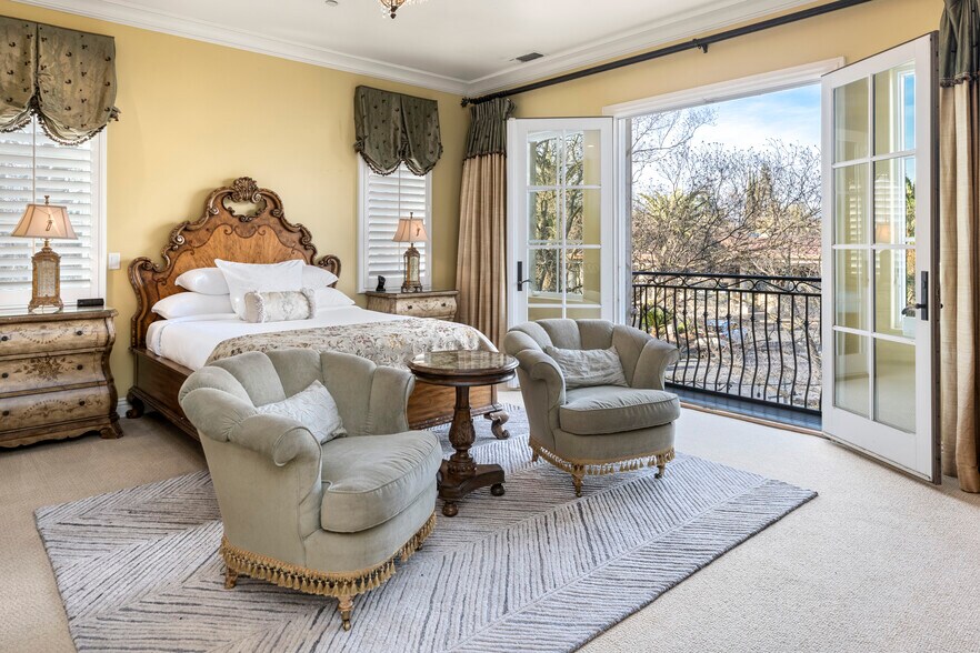 More Photos Of 1210 Arden Hills Ln, Sacramento Specialty For Sale