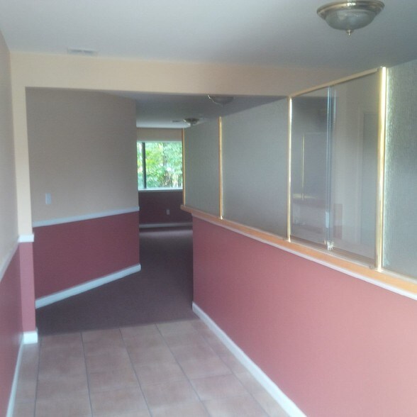 More Photos Of 20696 Bond Rd NE, Poulsbo Medical For Lease