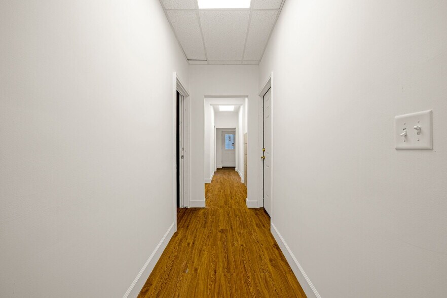 More Photos Of 282 Malibu St, Castle Rock Light Manufacturing For Lease