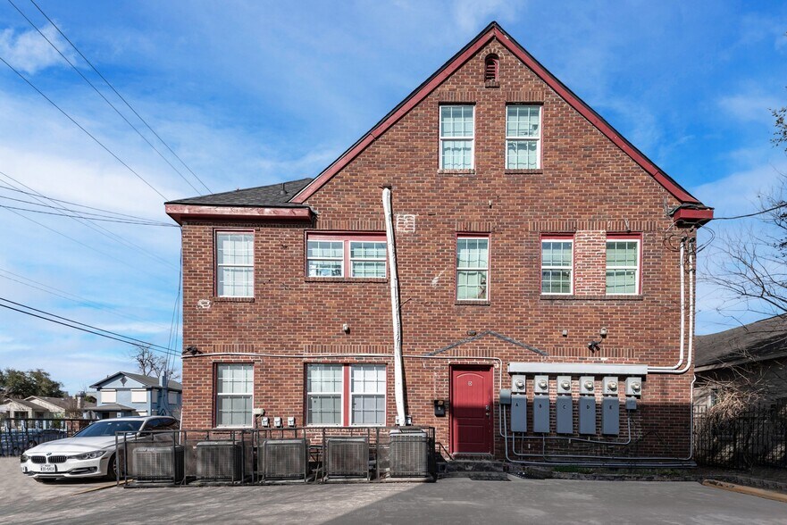 More Photos Of 2602 Isabella St, Houston Apartments For Sale