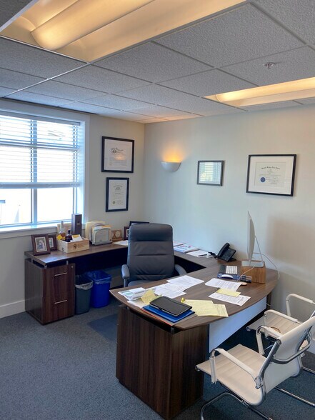 More Photos Of 3020 Carbon Pl, Boulder Office For Sale