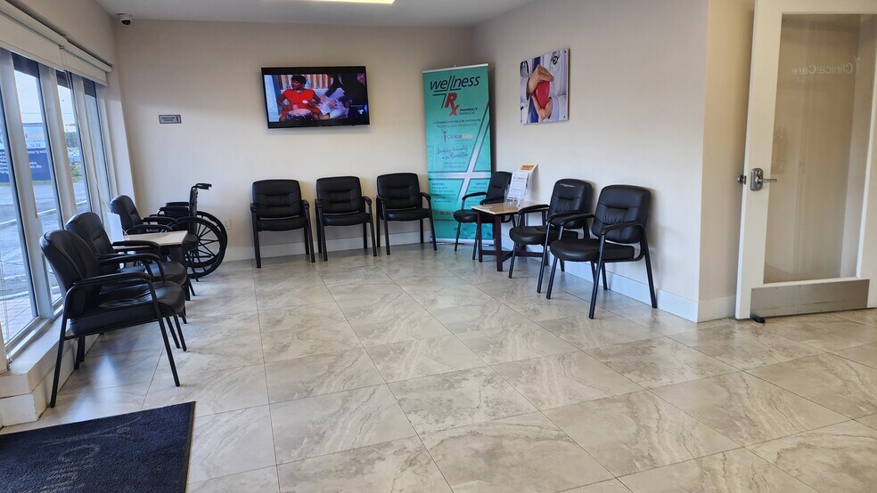 More Photos Of 9601 SW 40th St, Miami Medical For Sale
