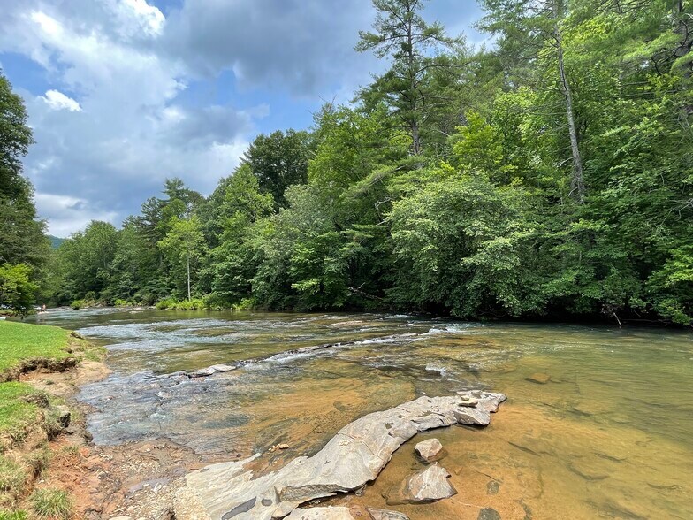 More Photos Of Highway 441 S, Lakemont Land For Sale