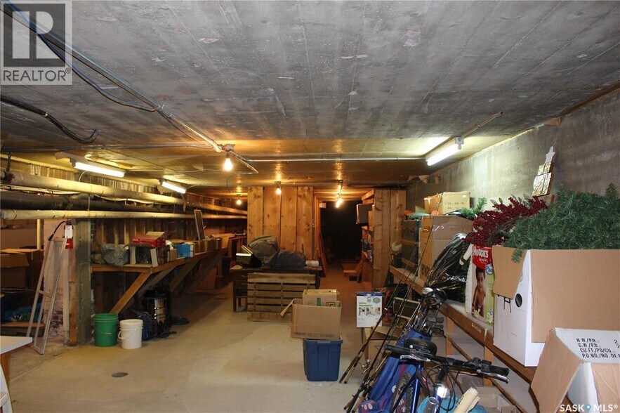 Primary Photo Of 432 Main St N, Moose Jaw Office For Lease